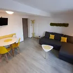 Apartament Pif Livada Postei *