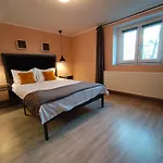 Apartament Pif Livada Postei