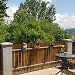 Apartament Pif Livada Postei