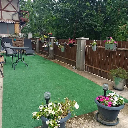 Apartment Pif Livada Postei