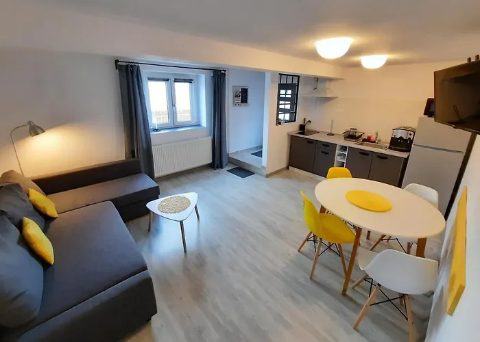 Apartment Pif Livada Postei *